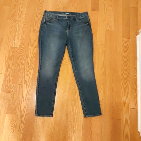 Old Navy Original Mid Rise Jeans - Picture 1 of 3